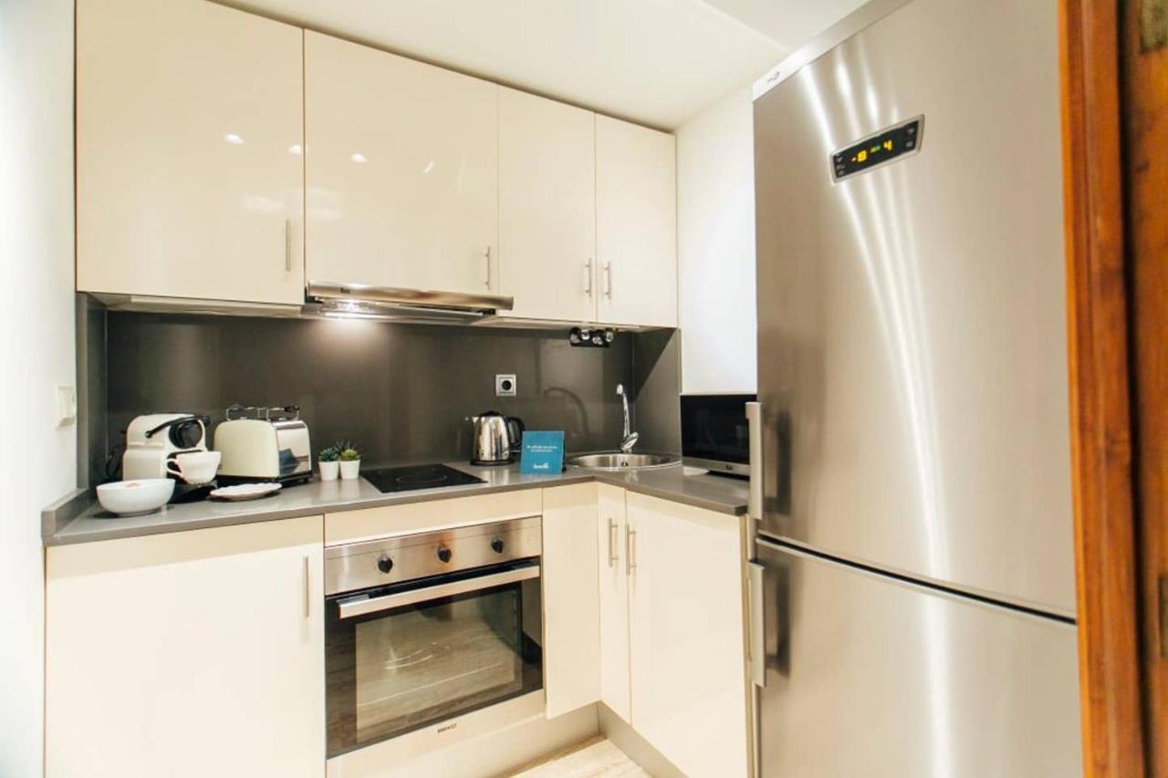 New With Height- 2bd 1bth- Pajaritos * Séville