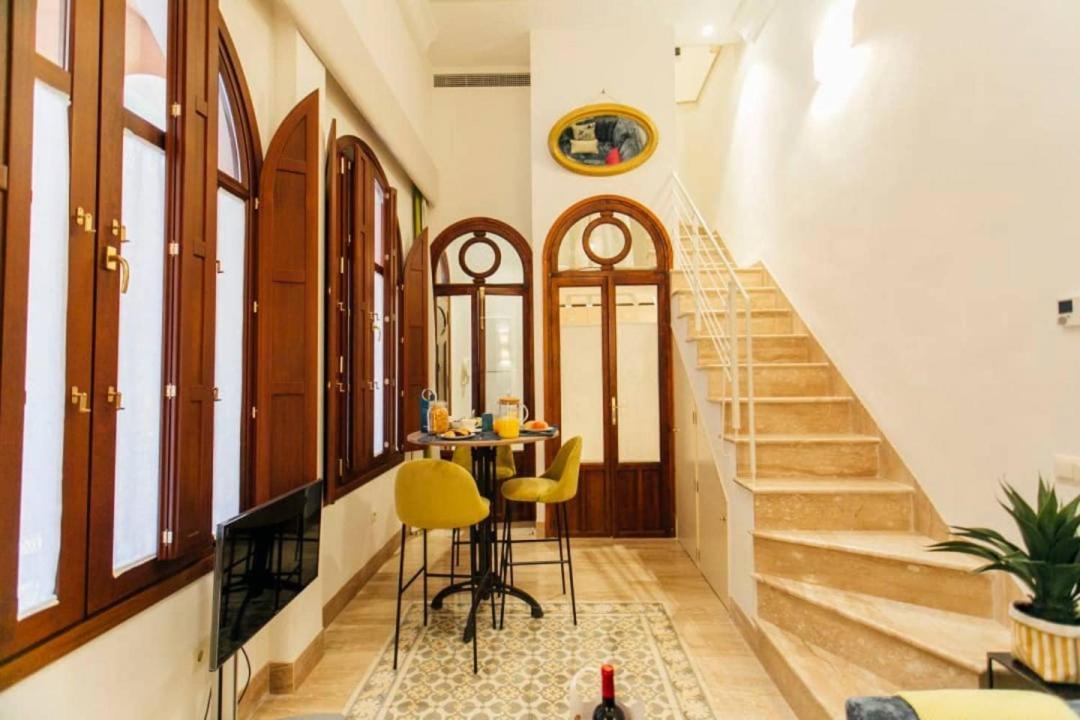 New With Height- 2bd 1bth- Pajaritos * Séville